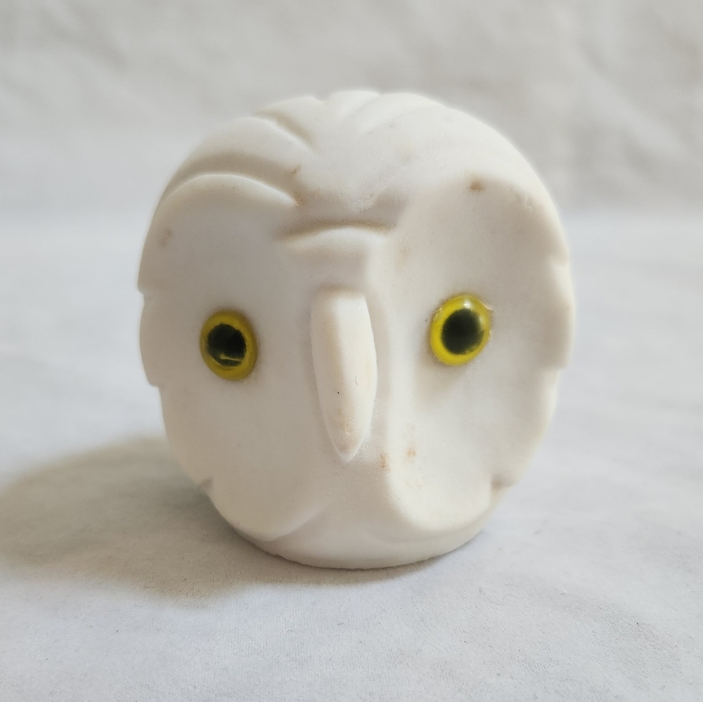 VTG White Carved Snow Owl Figurine Paperweight